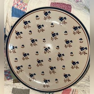 Newcor Cambridge Blue Stoneware Floral Dinner Plate